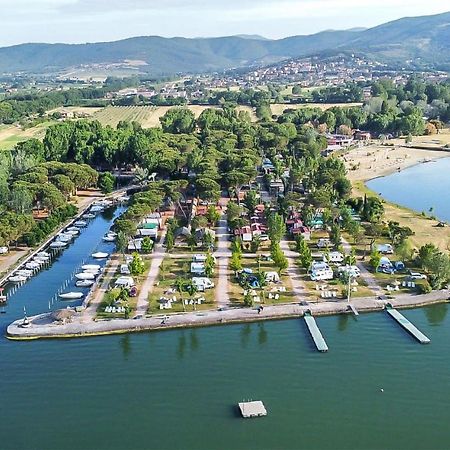 Willa Pet Friendly Stacaravan In Tuoro Sul Trasimeno Zewnętrze zdjęcie